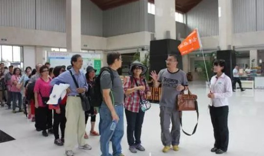 陕西游客滞留？游客滞留旅行社承担什么责任