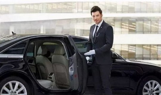 滴滴最新豪车司机要求 滴滴豪华车标准