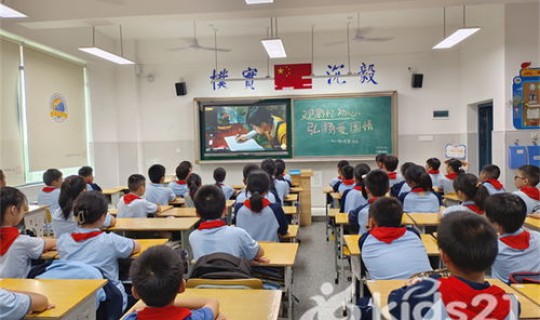 长沙某中学校长谢某某是谁，长郡外国语校长