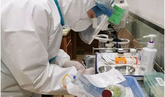 青岛出现几例新型冠状病毒(新型冠状病毒死亡一例)