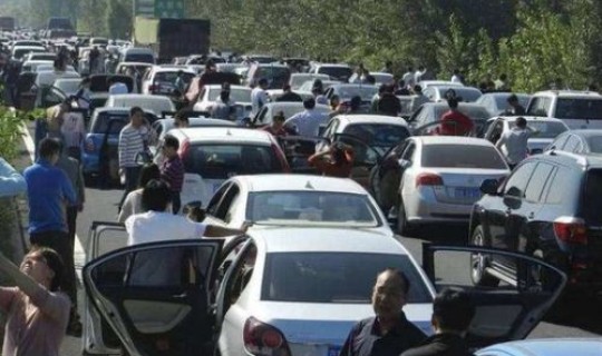 高速初几收过路费？高速一般初几不堵车