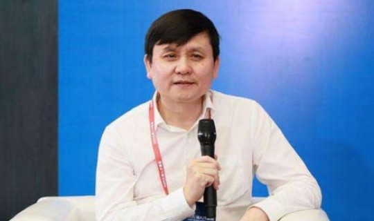 张文宏谈防新冠(张文宏对疫苗最新判断)