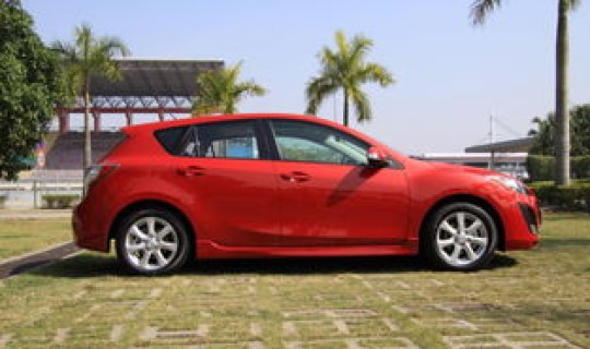 进口马自达三两厢？马自达3两厢版国内有吗