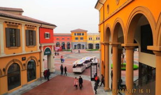 鹿泉区奥特莱斯营业时间？鹿泉北国奥特莱斯电话