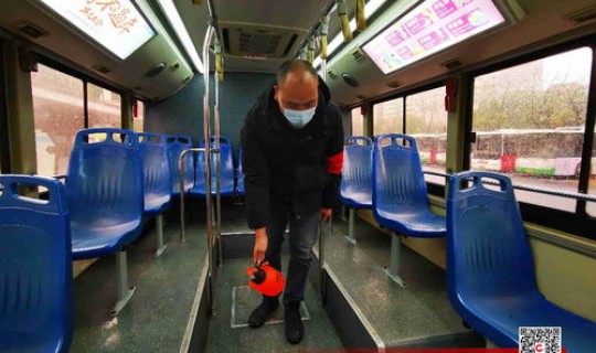 现在坐公交必须戴口罩吗 公交车能上高速吗