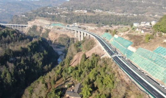 2021年1月一号高速免费吗？高速开始免费了吗最新消息