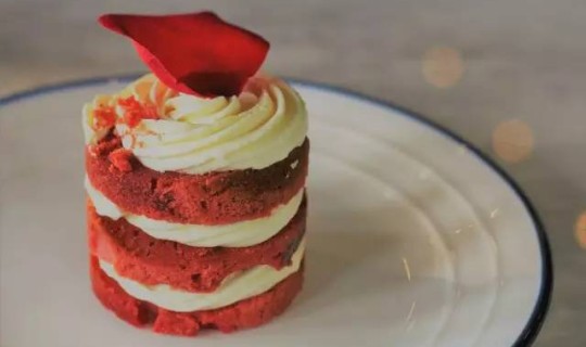 红玫瑰蛋糕工坊，面包工坊蛋糕图片