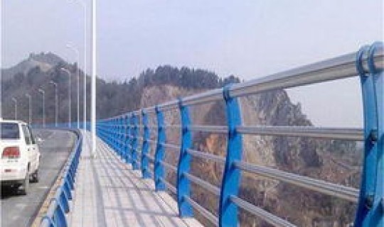 西安隔离每天400，西安隔离护栏