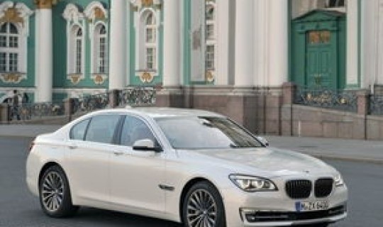 宝马价位最低多少钱一辆？宝马多少钱一辆最便宜的