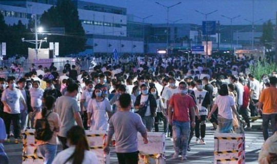 郑州富士康还要人吗 郑州富士康还有吗？