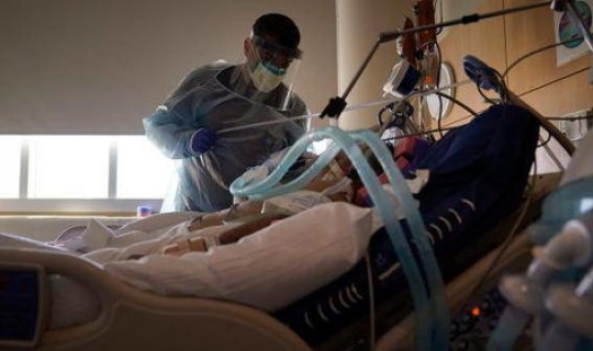 新冠肺炎美国几分钟死一个人？新冠状肺炎的早期症状