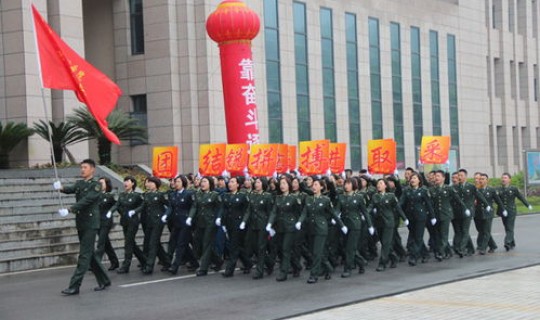 武汉军校有哪些学校专科专业？重庆军校有哪些学校