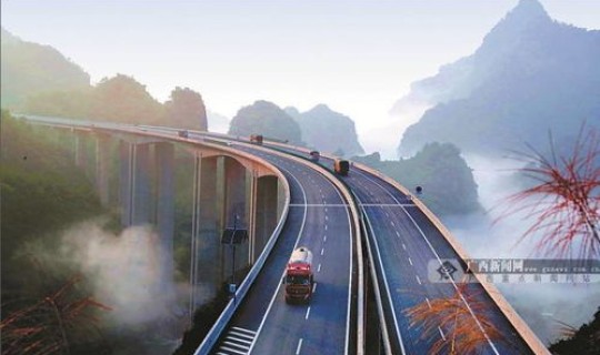 节假日高速公路免费通行利大于弊？哪几个节假日高速不收高速费