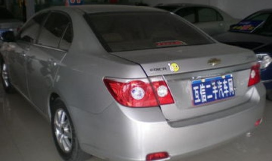 雪弗兰epica老款，雪佛兰epica是什么车