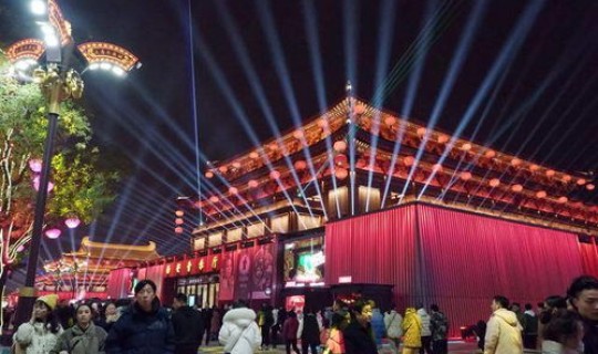 西安大唐不夜城有疫情吗？西安钟楼到大唐不夜城怎么走