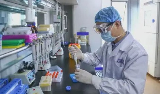 无症状的新冠病传染么，新冠无症状感染者是怎么感染的