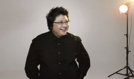 春节晚会韩红，韩红新闻