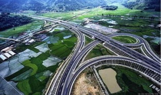 中秋高速路免费不(今年除夕高速公路免费吗)