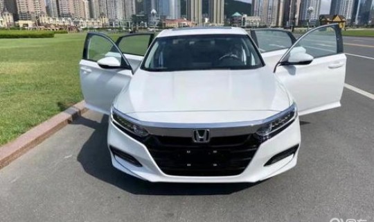 本田雅阁车多少钱一辆 本田雅阁260多少钱