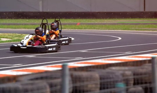 绍兴卡丁车赛车场？卡丁车对新手难度大吗