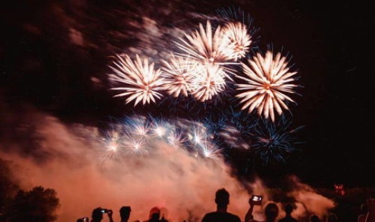 2021春节允许放烟花(2022年禁放烟花爆竹的省份)