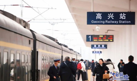 珠海到郑州的火车有没有？从郑州火车站到珠海火车站经过哪些站