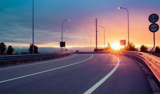 5月一日免过路费吗(五月一日高速公路免费吗)