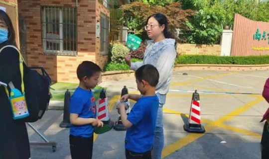 南京疫情几日开始爆发，南京疫情什么时候开始