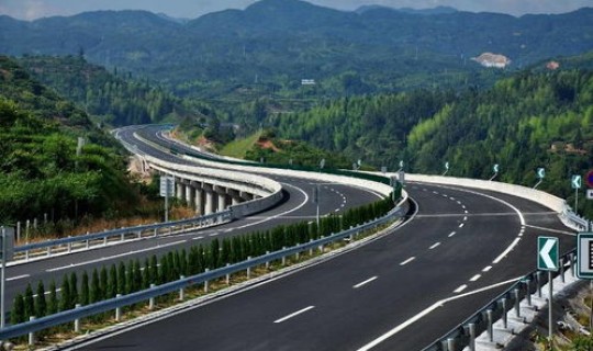 高速公路什么时候免收高速费(2021高速免过路费时间什么时候)