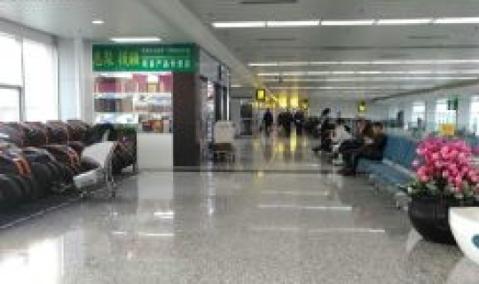 乌鲁木齐机场疫情客服电话，乌鲁木齐机场客服电话新疆乌鲁木齐机场电话客服