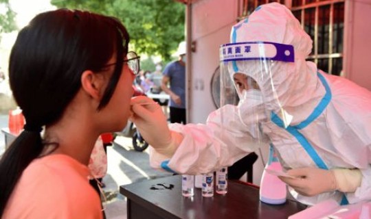 最新新冠疫情在学校爆发了吗	，江苏一地8名学生感染新冠