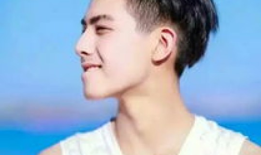 4月4日出生的明星(都有哪些明星是四月十四日出生的)