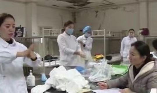 医护人员被隔离 抗击疫情医护人员感人事迹材料5篇