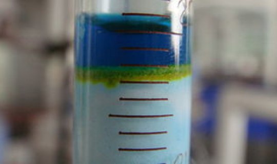 混合管型见于 尿中出现蜡样管型见于 混合管型见于 尿中出现蜡样管型见于