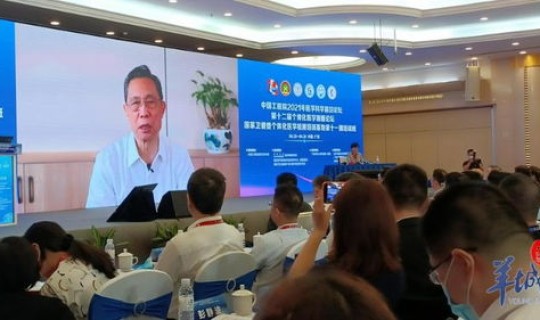 钟南山谈接种疫苗 钟南山呼吁应当坚决接种疫苗