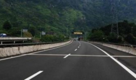 2021年高速免费吗，2022高速公路免费时间一览表